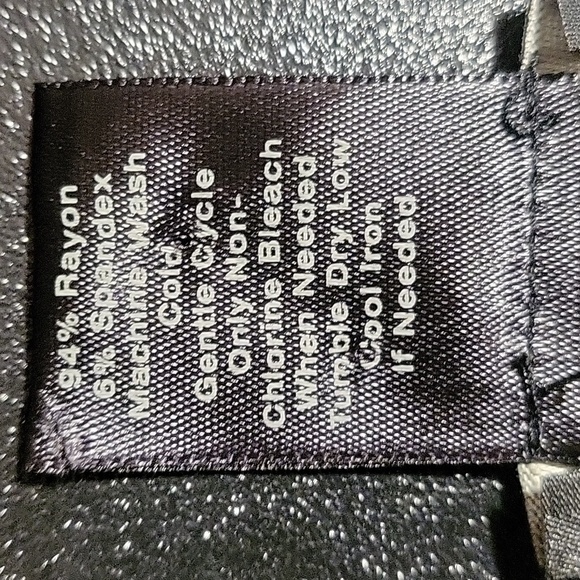 Anne Taylor Petite Black and Tan V-Neck Bodycon Striped Dress - Size SP - Picture 7 of 7